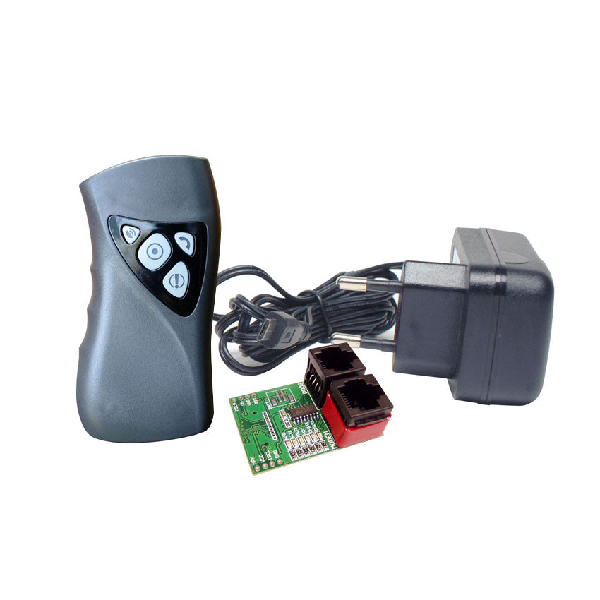 Kit composé par localisateur GPRS, alimentation et kit de programmation